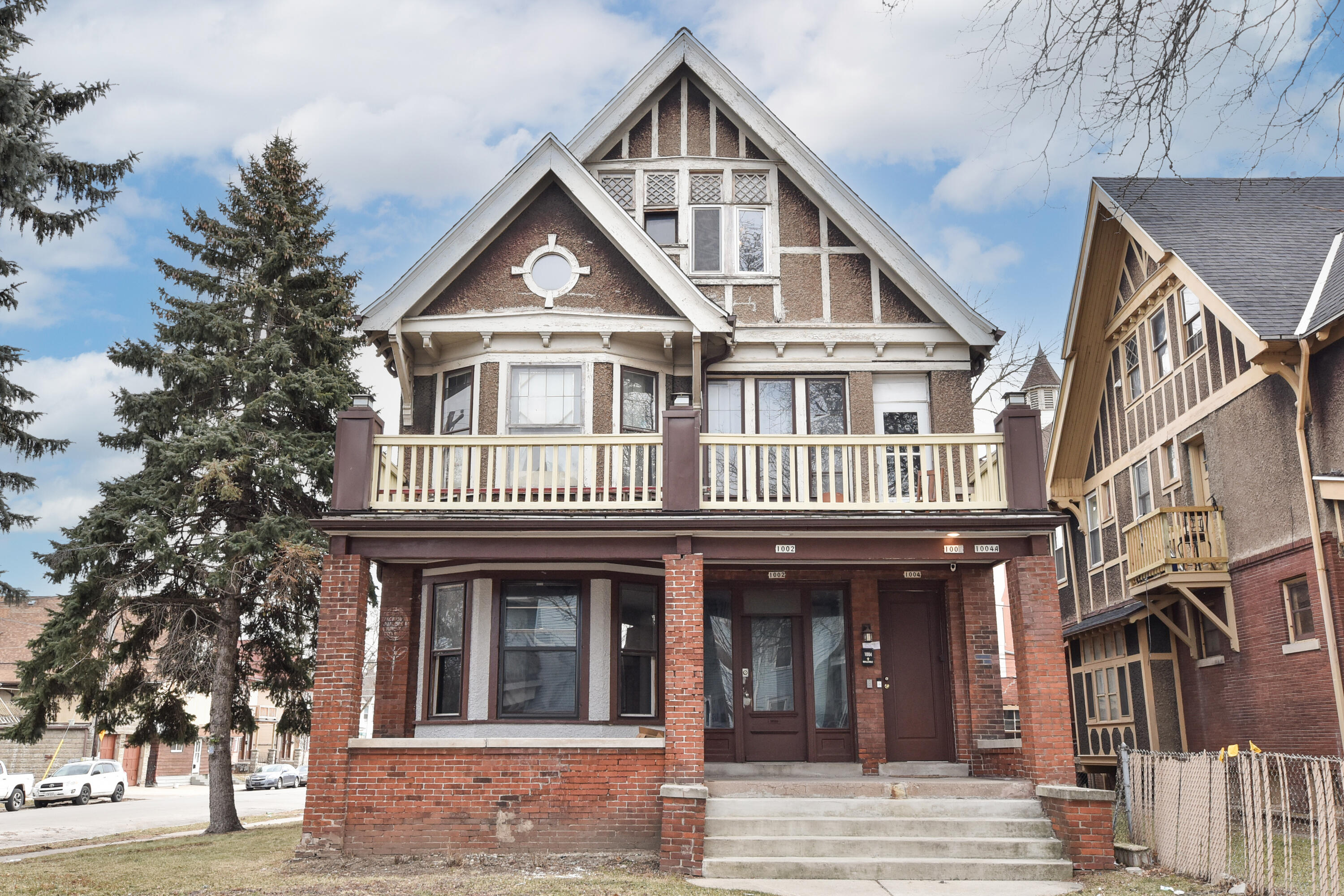 1002 South 22nd Street, Unit 1004 Milwaukee, WI 53204 - Photo 1 of 33 2