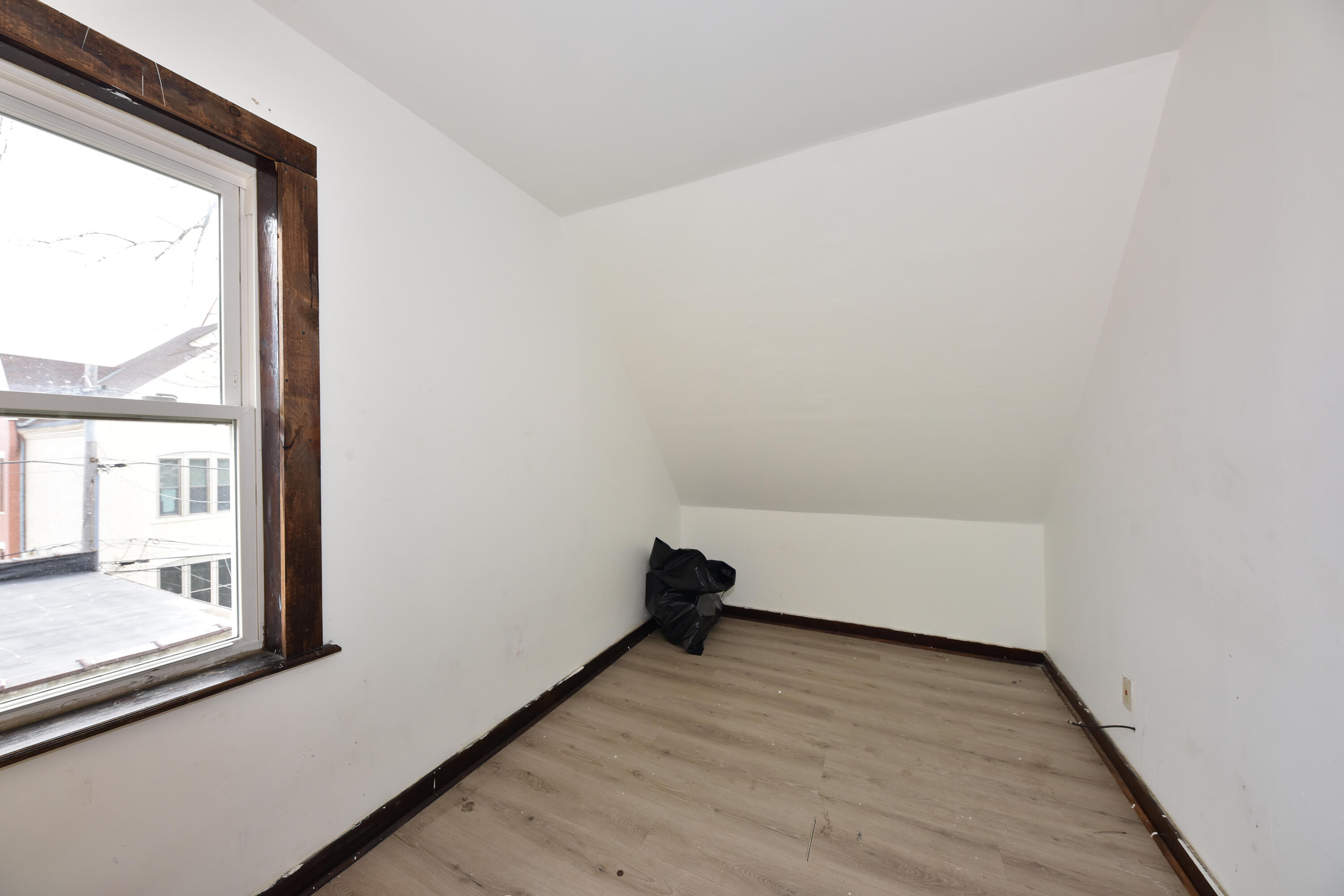 1002 South 22nd Street, Unit 1004 Milwaukee, WI 53204 - Photo 19 of 33 EUP_5932