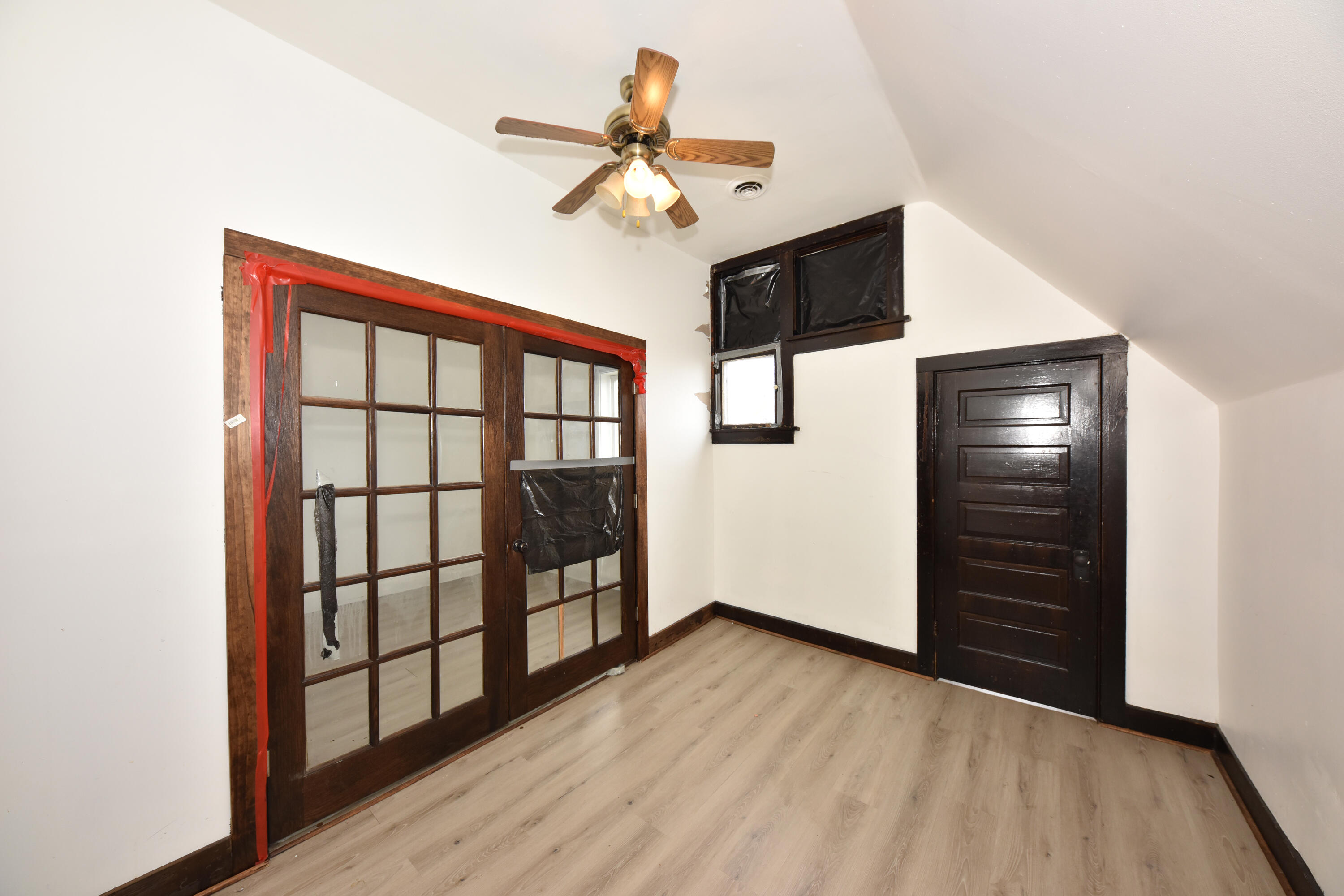 1002 South 22nd Street, Unit 1004 Milwaukee, WI 53204 - Photo 22 of 33 EUP_5937