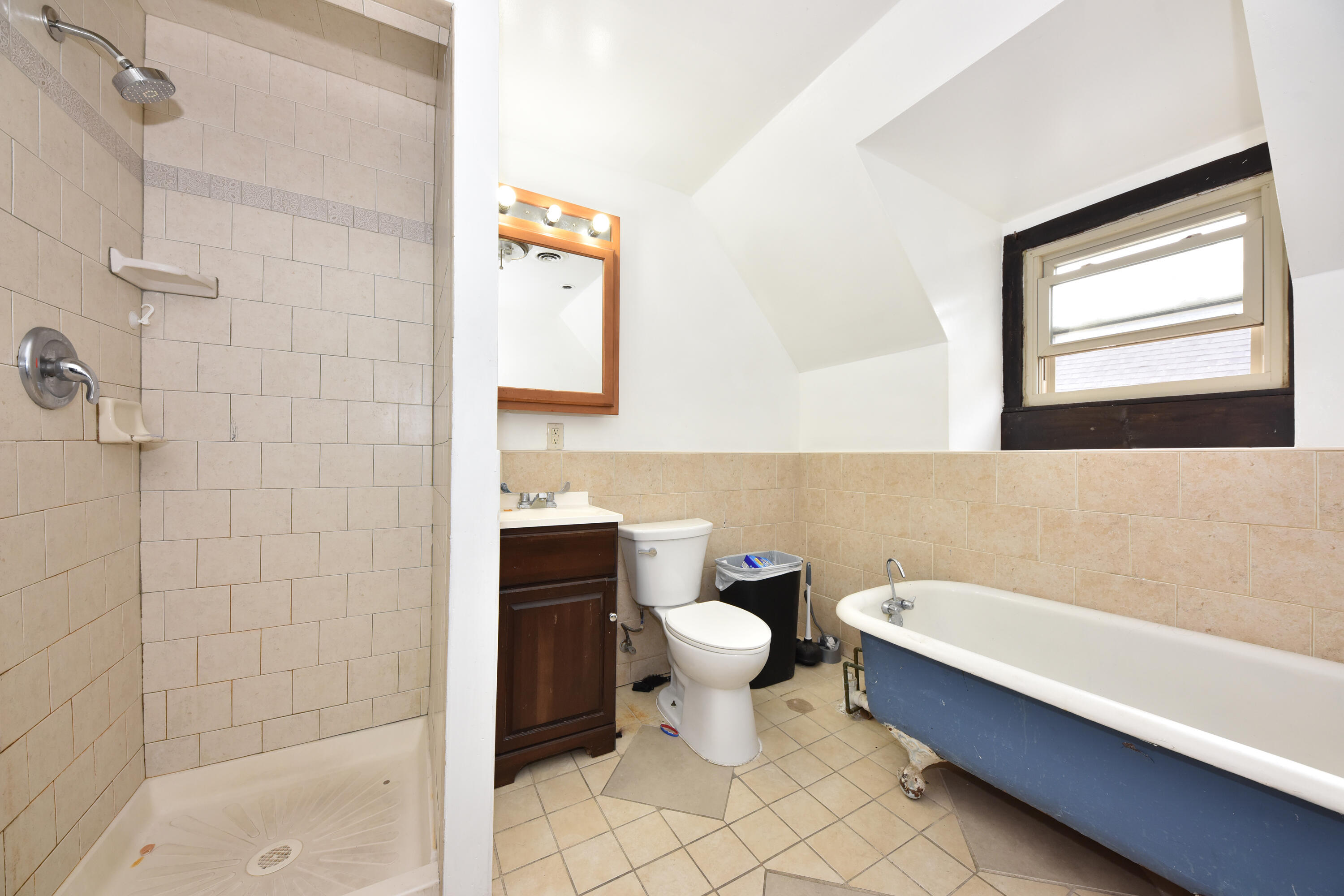 1002 South 22nd Street, Unit 1004 Milwaukee, WI 53204 - Photo 27 of 33 EUP_5944