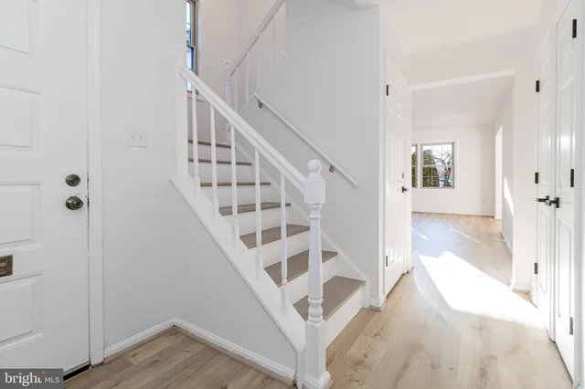 $4,200 | 7454 Westlake Terrace, Unit 7, Bethesda, MD 20817