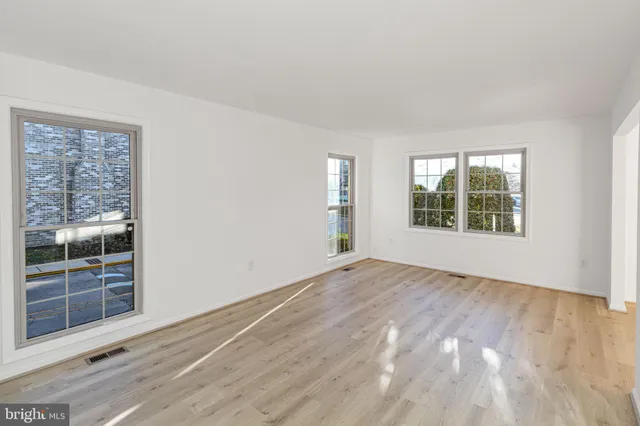 $4,200 | 7454 Westlake Terrace, Unit 7, Bethesda, MD 20817