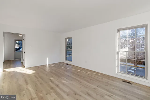 $4,200 | 7454 Westlake Terrace, Unit 7, Bethesda, MD 20817