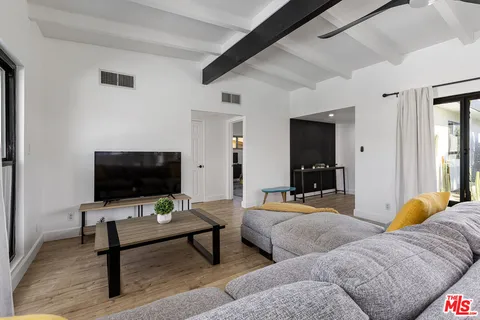 $950,000 | 44251 Russell Lane, Palm Desert, CA 92260