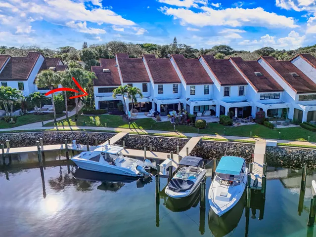 $6,700 | 2320 Treasure Isle Drive, Unit A74, Palm Beach Gardens, FL 33410