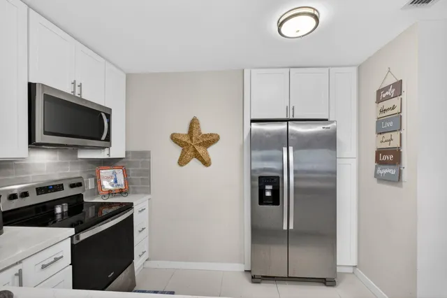 $6,700 | 2320 Treasure Isle Drive, Unit A74, Palm Beach Gardens, FL 33410