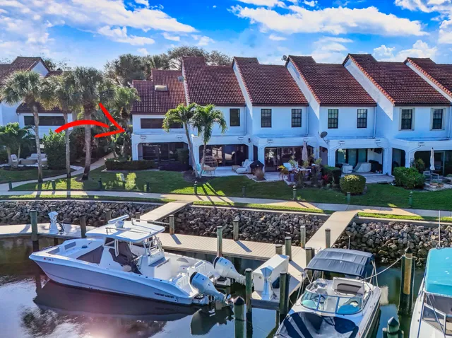 $6,700 | 2320 Treasure Isle Drive, Unit A74, Palm Beach Gardens, FL 33410