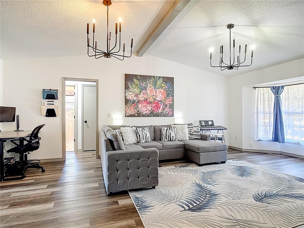 131 East Highbanks Road DeBary, FL 32713 - Photo 11 of 53