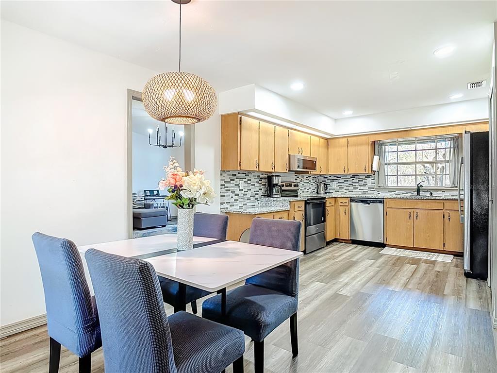 131 East Highbanks Road DeBary, FL 32713 - Photo 14 of 53