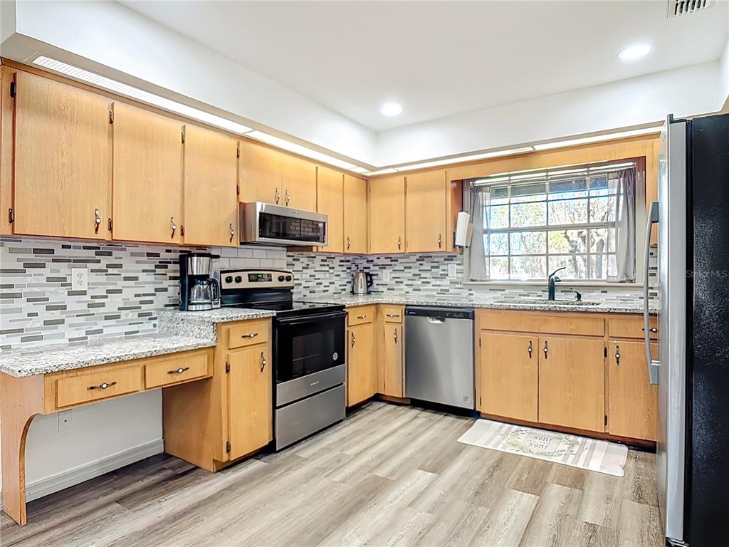 131 East Highbanks Road DeBary, FL 32713 - Photo 19 of 53