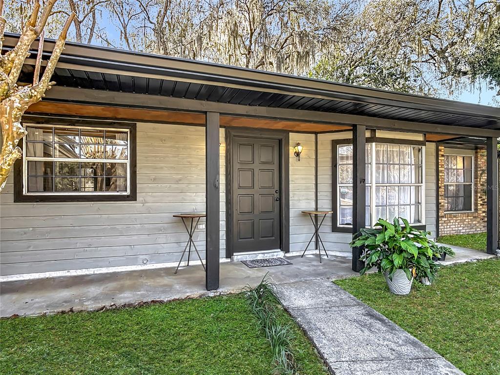 131 East Highbanks Road DeBary, FL 32713 - Photo 5 of 53