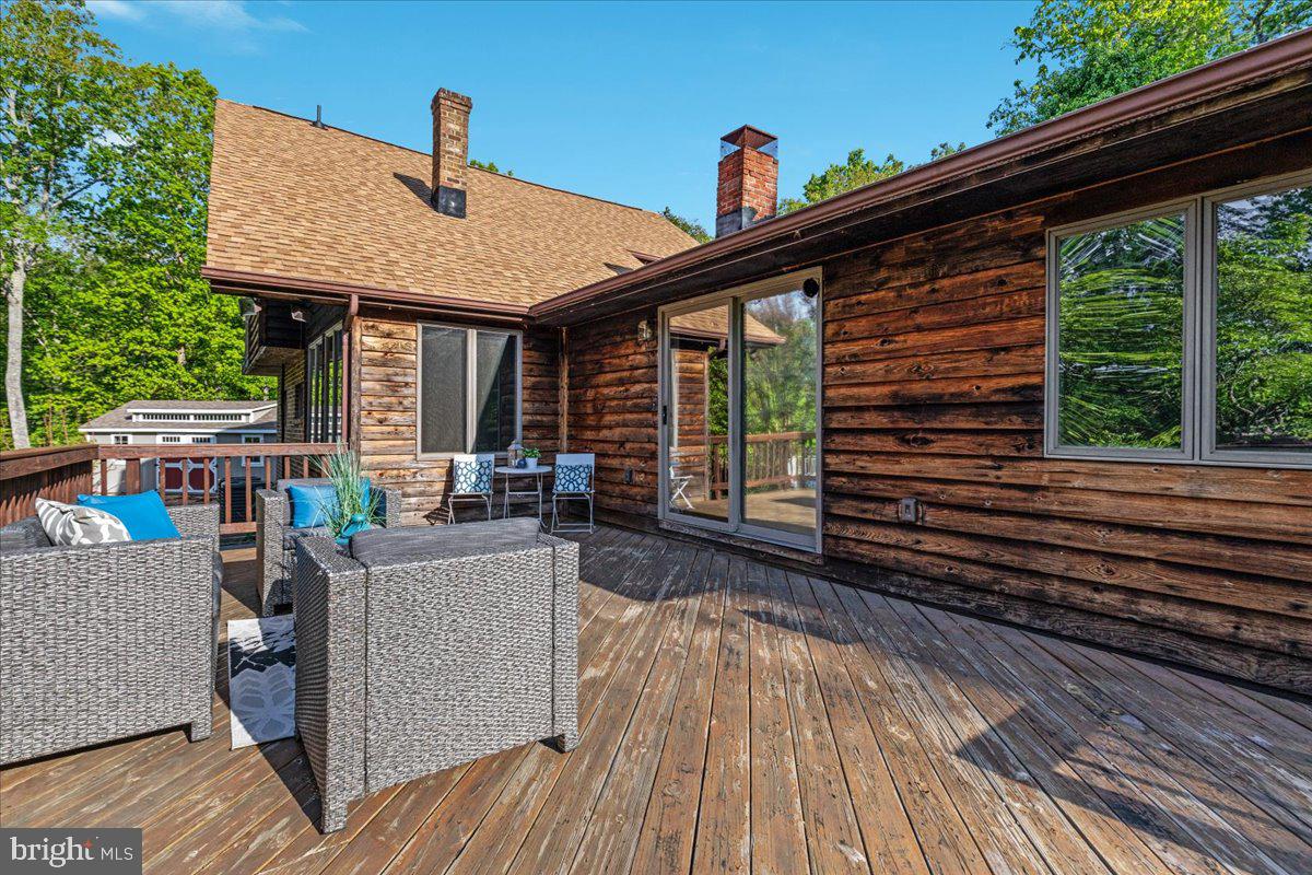 146 Lizzie Mills Road Castleton, VA 22716 - Photo 37 of 91 Deck with a view