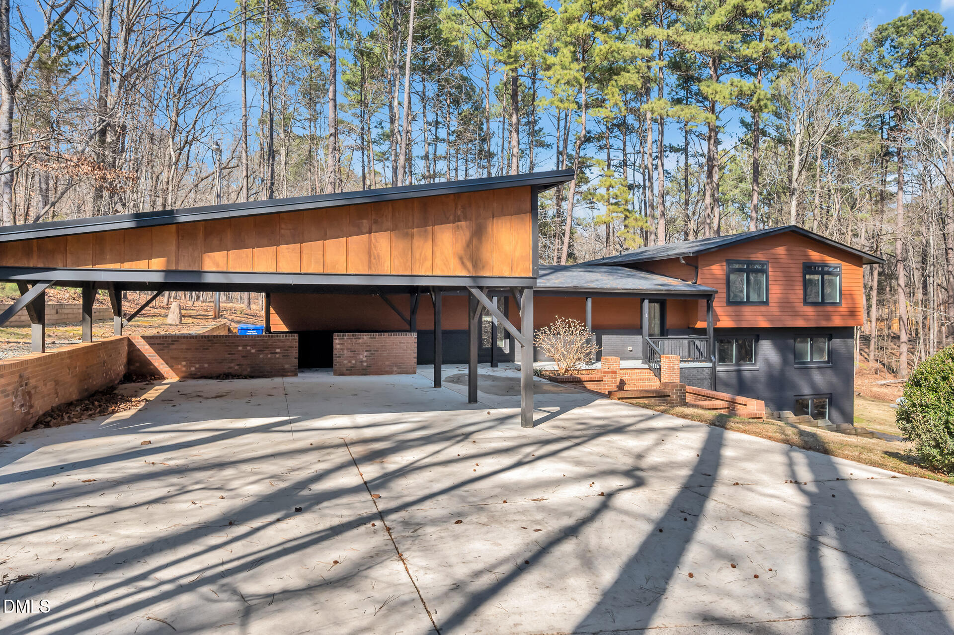 1 Emily Road Chapel Hill, NC 27514 - Photo 4 of 65 FAR_7502