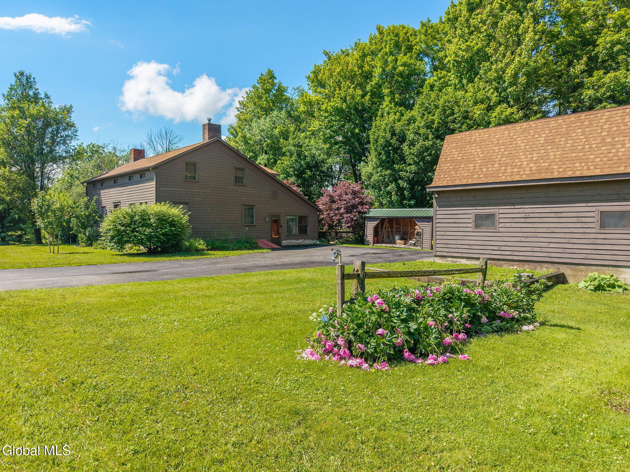 843 Hickory Hill Road Palatine, NY 13339 - Photo 4 of 62 73-843HickoryHillRd_67