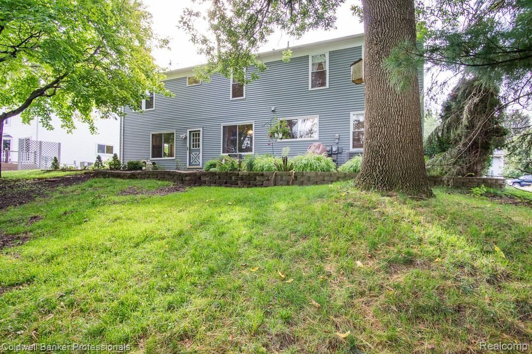 1402 North Fairview Lane Rochester, MI 48306 - Photo 34 of 35 1402-Fairview-34.jpg