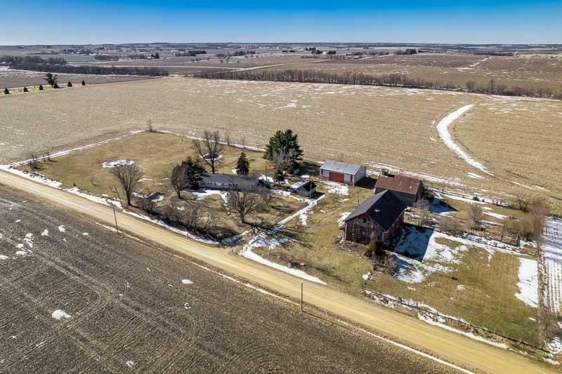 4422 North Union Road Forreston, IL 61030 - Photo 2 of 60