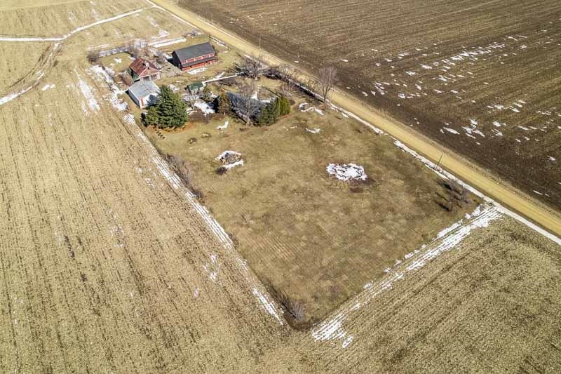 4422 North Union Road Forreston, IL 61030 - Photo 9 of 60 a view of wooden floor