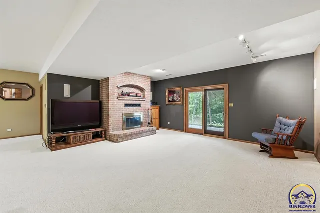 $415,000 | 3300 Southeast Meadowview Drive, Topeka, KS 66605