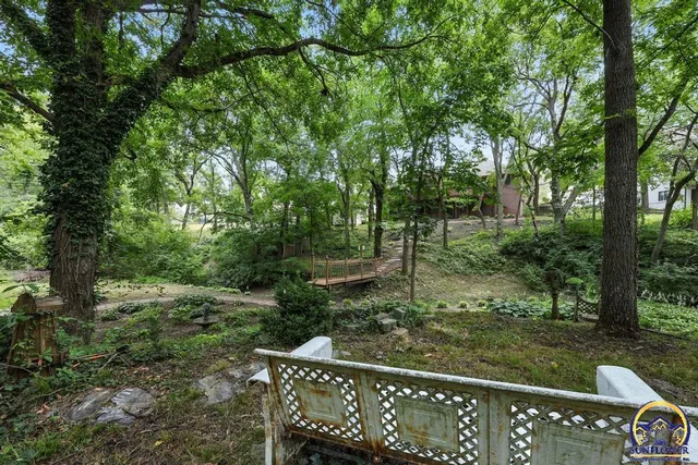 $415,000 | 3300 Southeast Meadowview Drive, Topeka, KS 66605