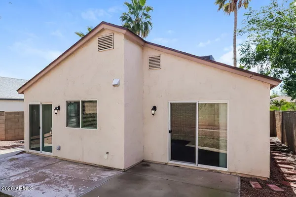 $2,055 | 3614 West Camino Del Rio, Glendale, AZ 85310