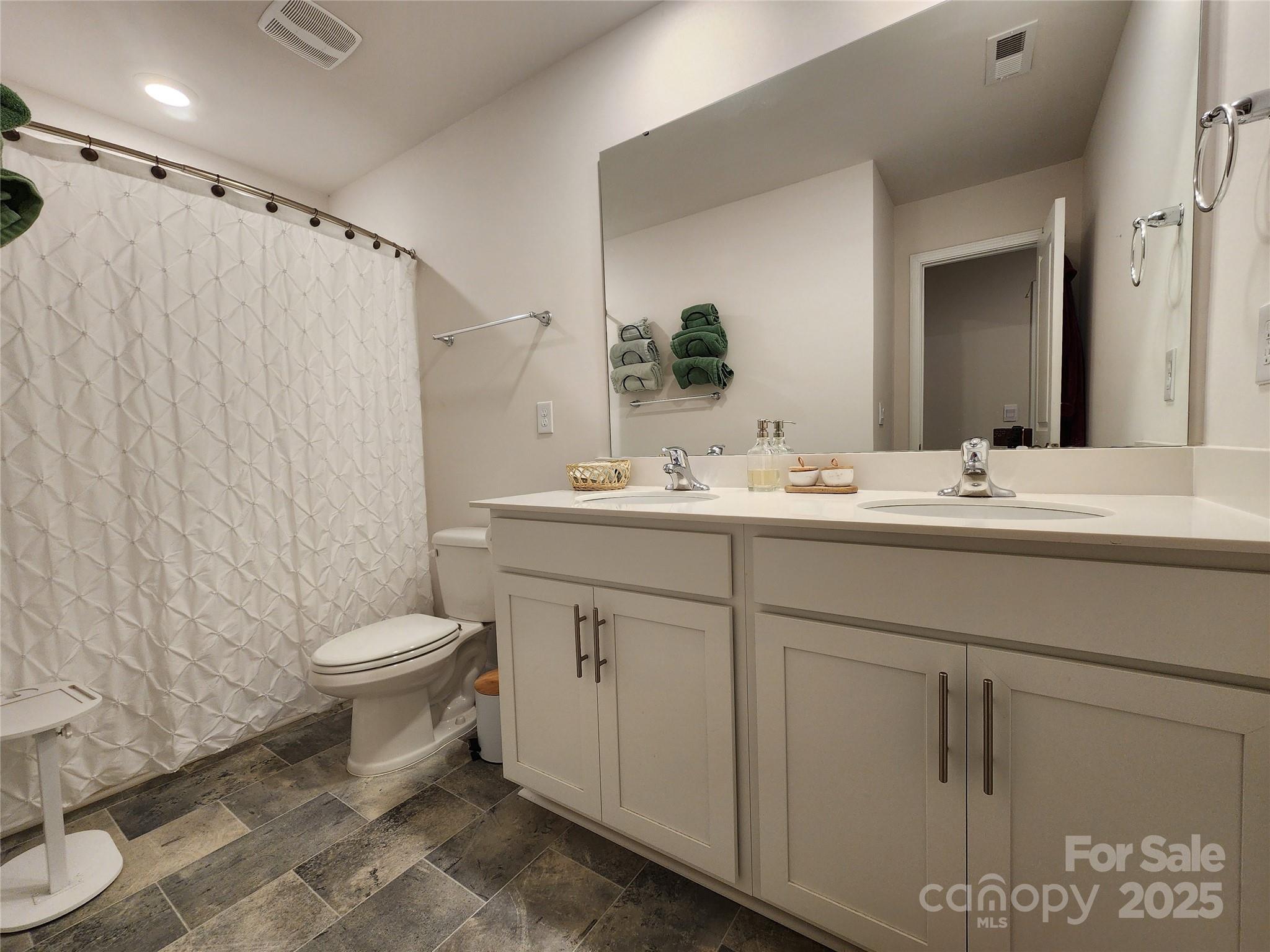 226 Roper Street Candler, NC 28715 - Photo 28 of 35 Gallery Image 28