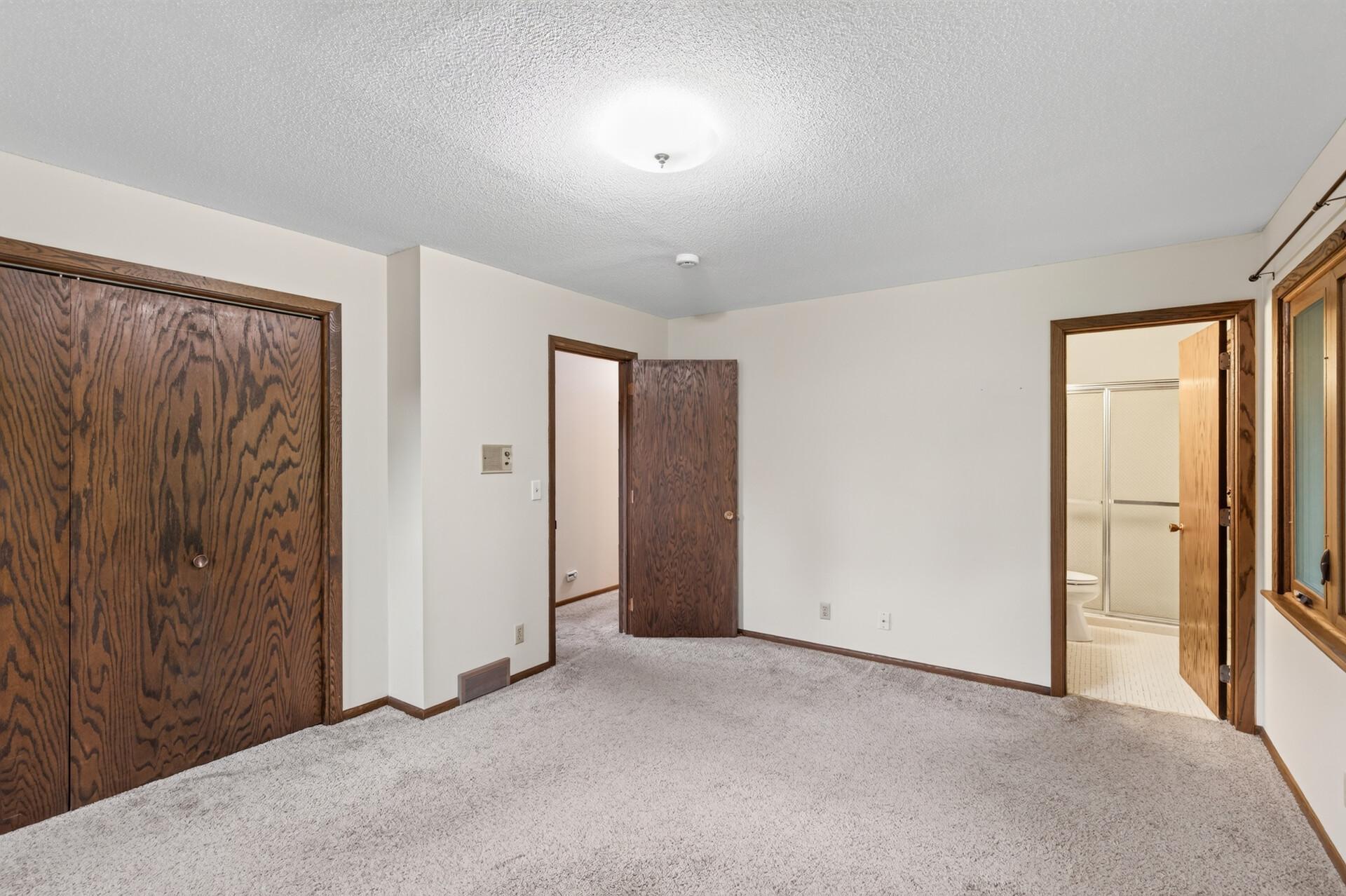 10647 Utica Road South Bloomington, MN 55437 - Photo 19 of 31