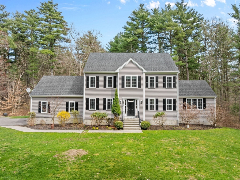 34 Beninati Farm Road Bridgewater, MA 02324 - Photo 1 of 39 Gallery Image 1