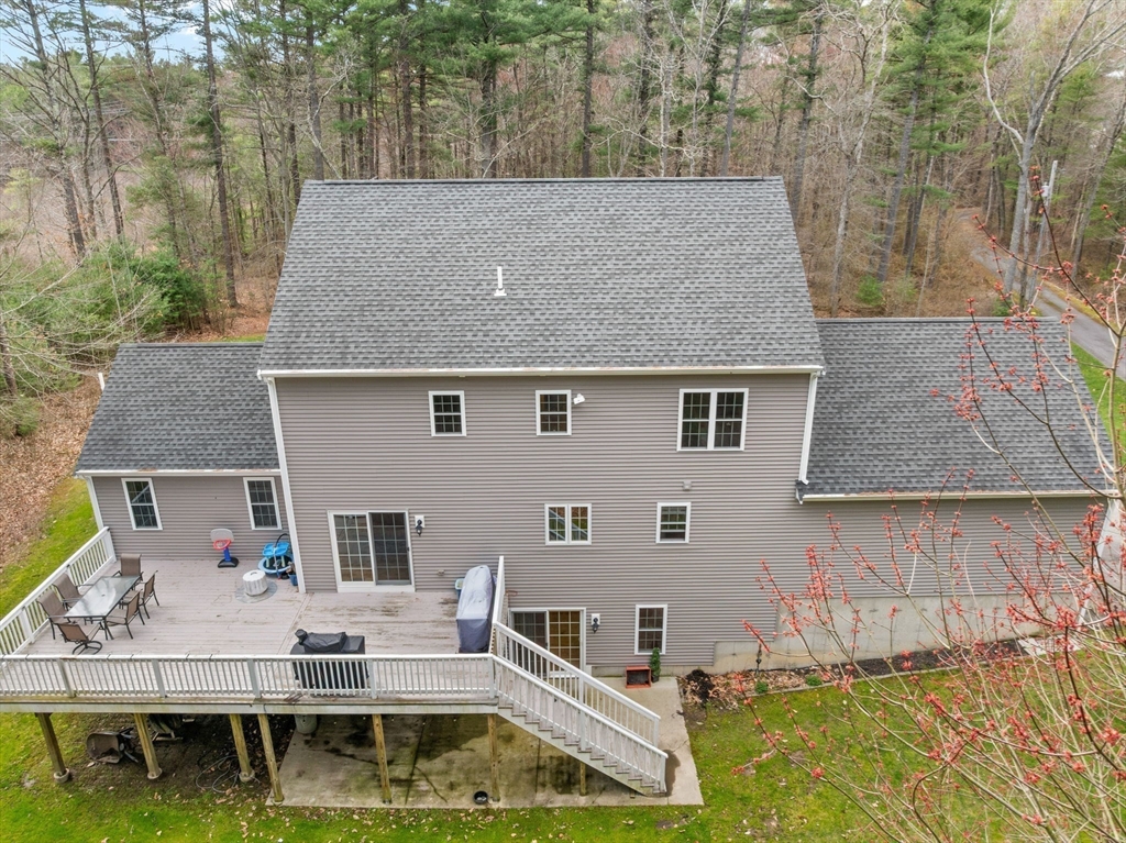 34 Beninati Farm Road Bridgewater, MA 02324 - Photo 5 of 39 Gallery Image 5