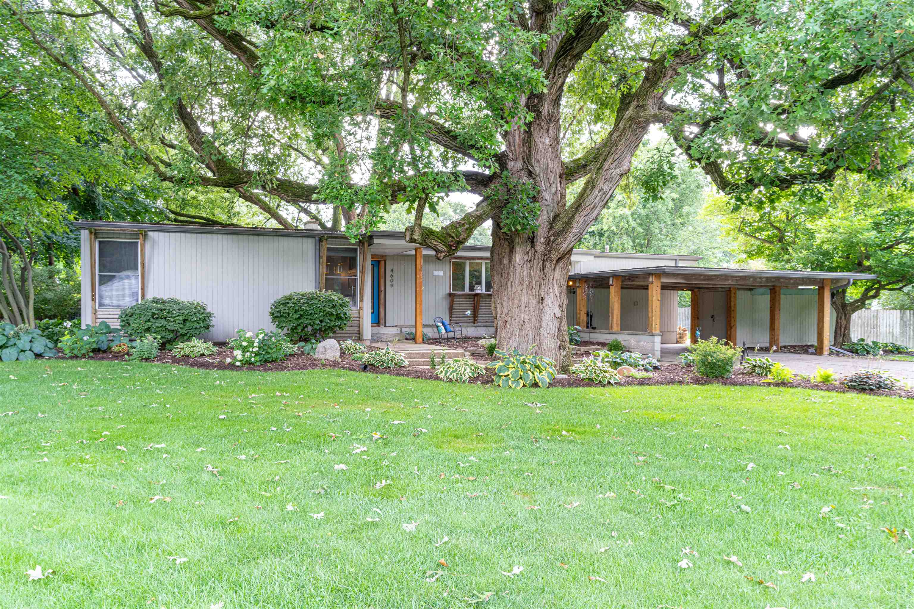4609 Brookview Road Rockford, IL 61107 - Photo 2 of 44 Gallery Image 2
