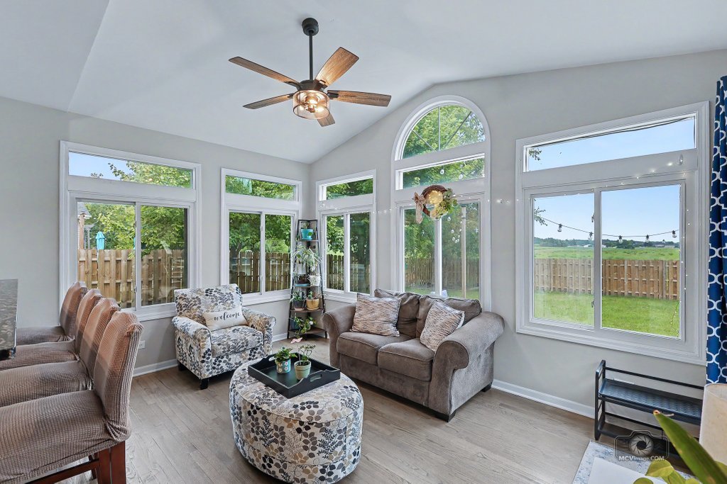 437 Raintree Drive Oswego, IL 60543 - Photo 6 of 49 Gallery Image 6