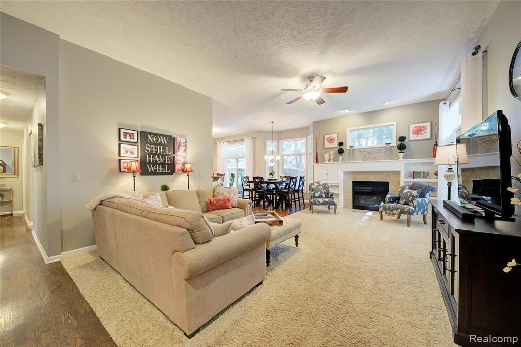 3100 Ridley Way Howell, MI 48843 - Photo 7 of 55