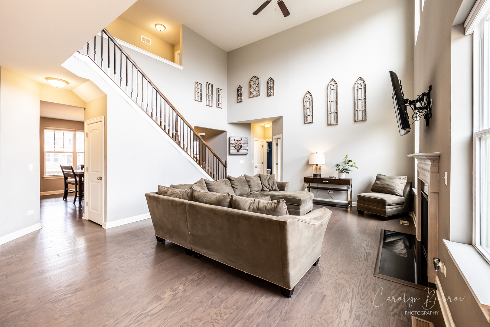4354 Rudyard Kipling Road Elgin, IL 60124 - Photo 6 of 23 a living room with furniture and a wooden floor