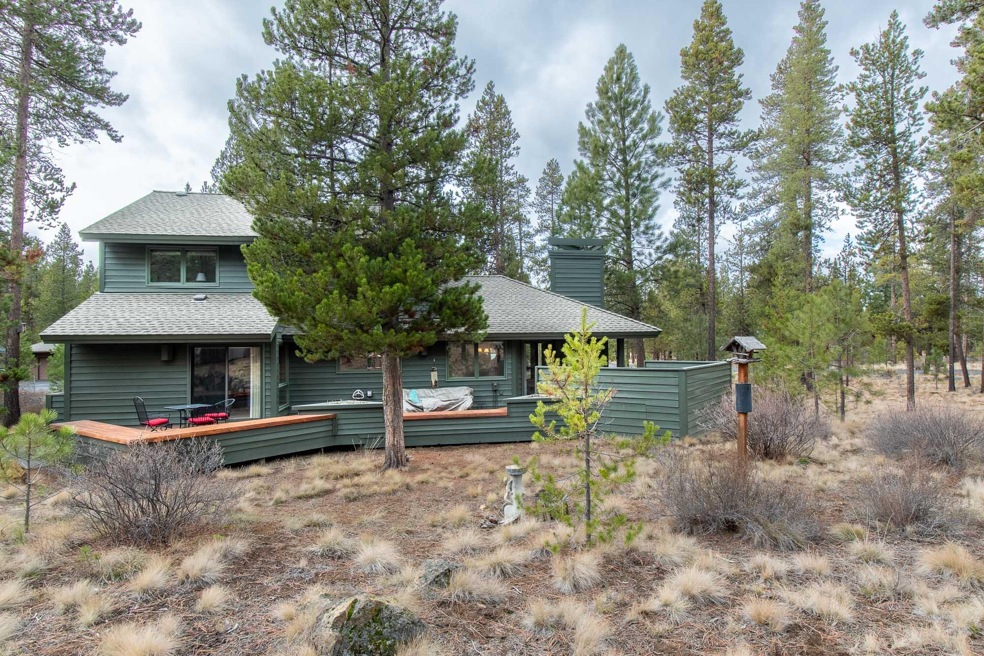 18143 Modoc Lane Sunriver, OR 97707 - Photo 24 of 28 Rear Exterior