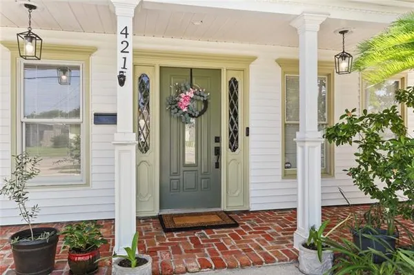 $489,000 | 421 Oaklawn Drive, Metairie, LA 70005