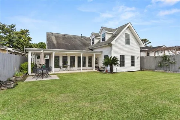 $489,000 | 421 Oaklawn Drive, Metairie, LA 70005