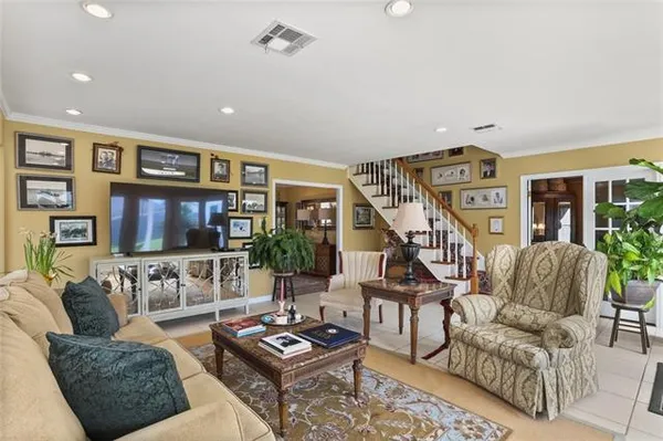 $489,000 | 421 Oaklawn Drive, Metairie, LA 70005