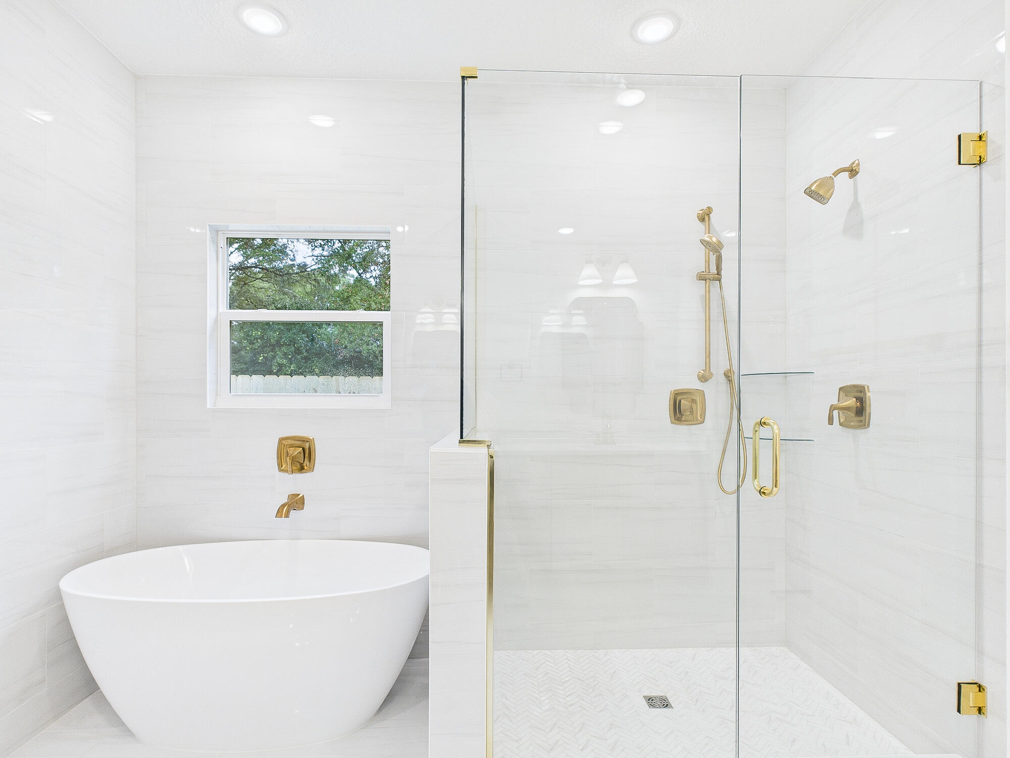 1619 Moore Street Niceville, FL 32578 - Photo 22 of 45 Bathroom