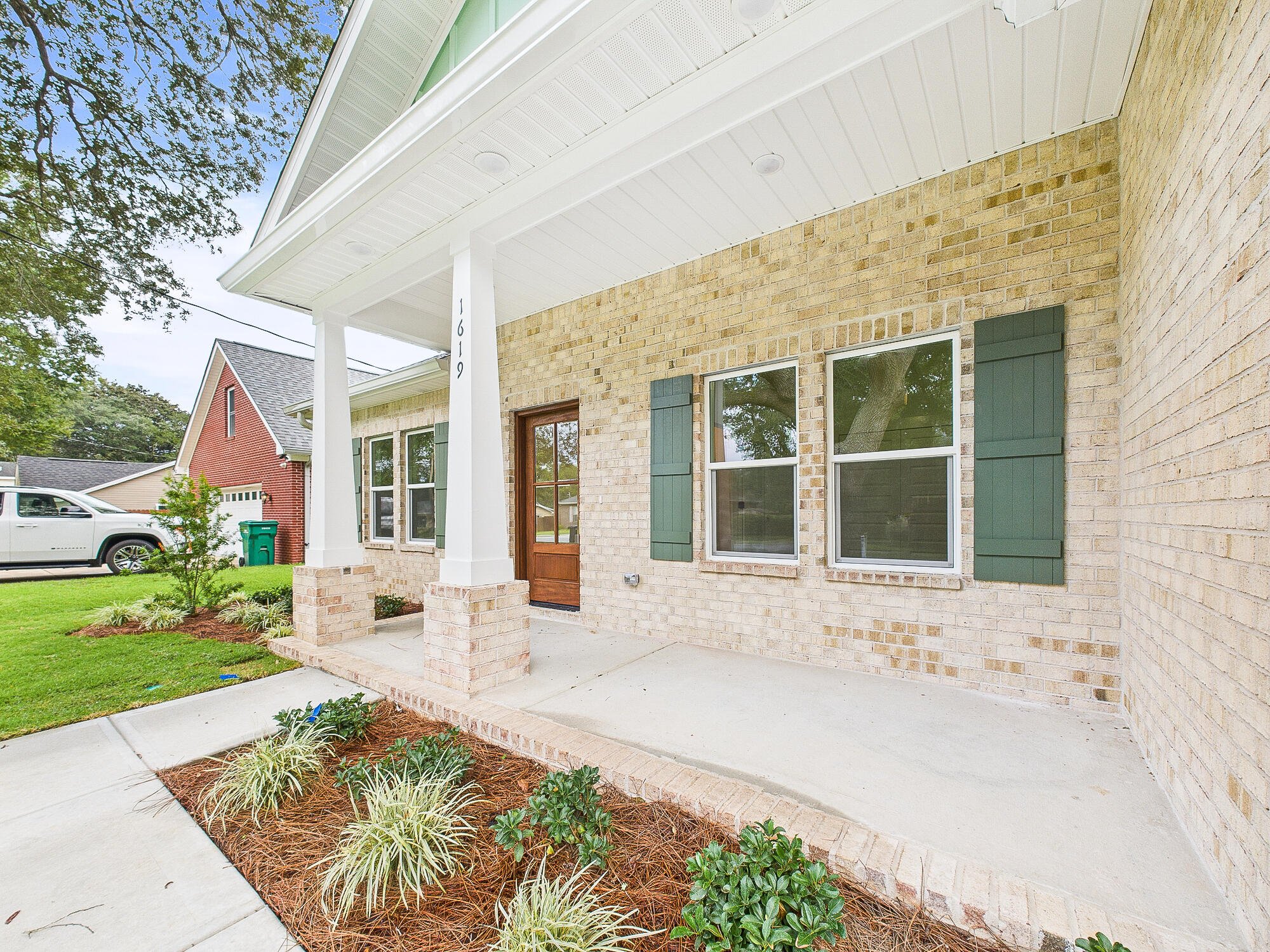 1619 Moore Street Niceville, FL 32578 - Photo 4 of 45 Entry