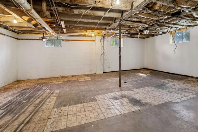 $214,900 | 161 East Scott Street, Fond du Lac, WI 54935