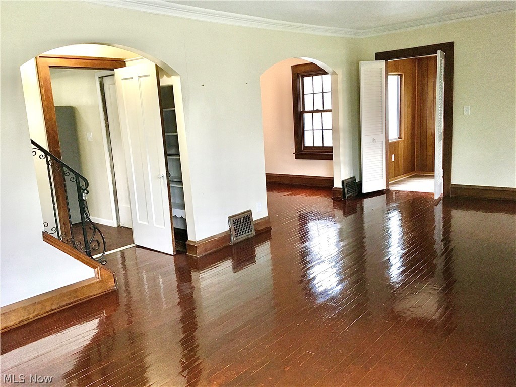 4015 Navahoe Road Cleveland Heights, OH 44121 - Photo 7 of 32 Gallery Image 7