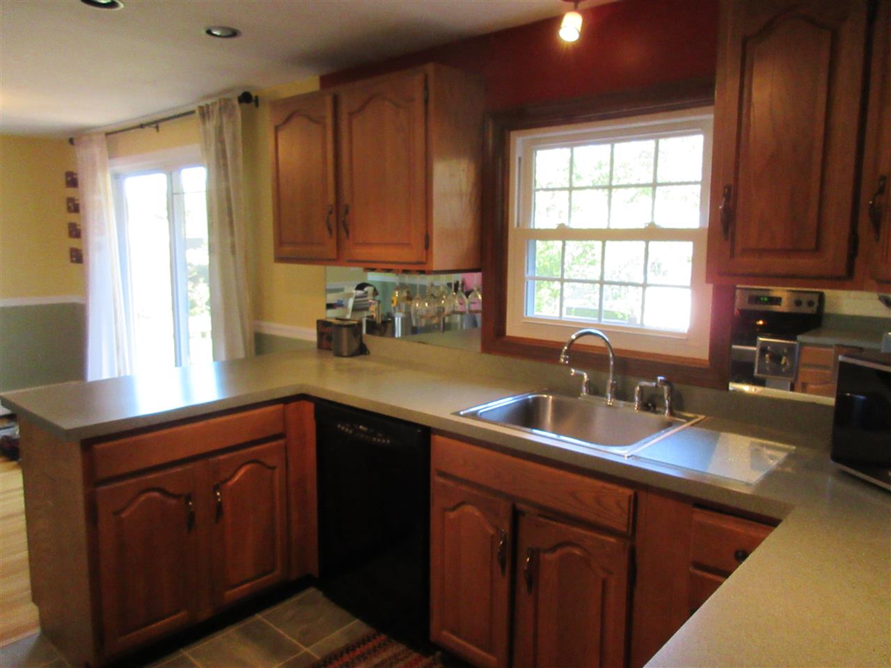 43 Post Road North Hampton, NH 03862 - Photo 9 of 30