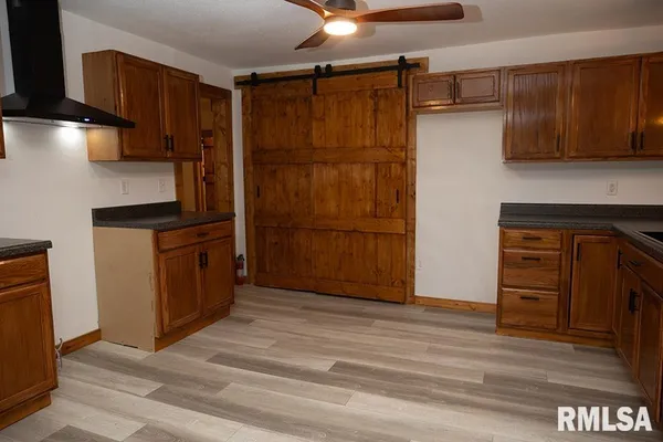 $215,000 | 326 Main Street, Xenia, IL 62899