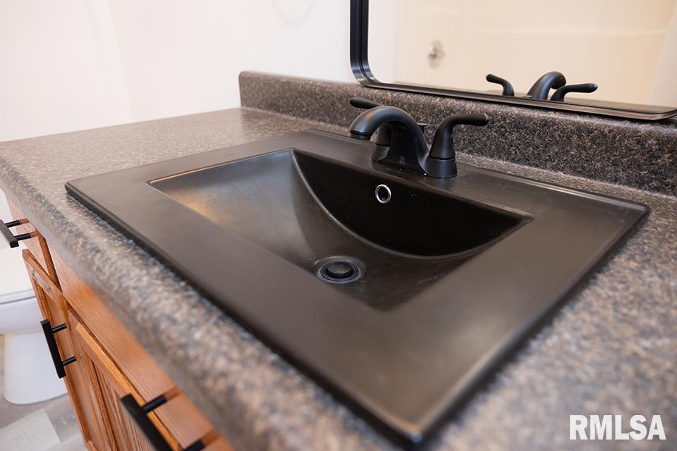 326 Main Street Xenia, IL 62899 - Photo 25 of 45