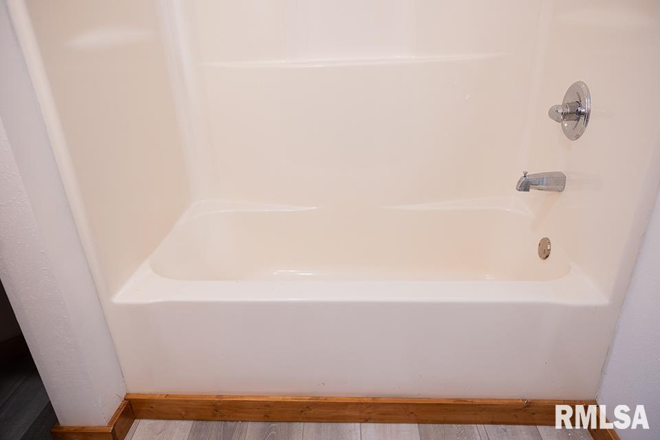 326 Main Street Xenia, IL 62899 - Photo 26 of 45