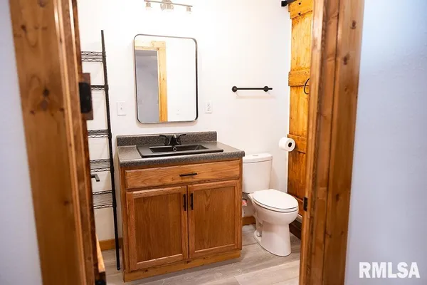 $245,000 | 326 Main Street, Xenia, IL 62899