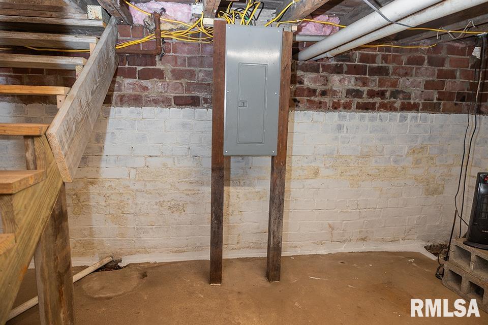 326 Main Street Xenia, IL 62899 - Photo 35 of 45