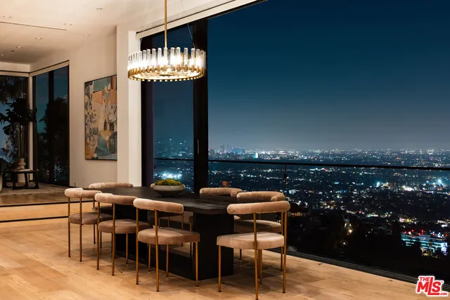 $6,900,000 | 8650 Franklin Avenue, Los Angeles, CA 90069