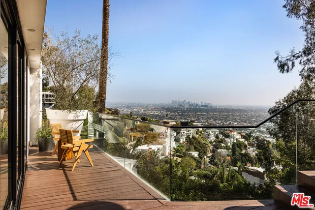 $6,900,000 | 8650 Franklin Avenue, Los Angeles, CA 90069
