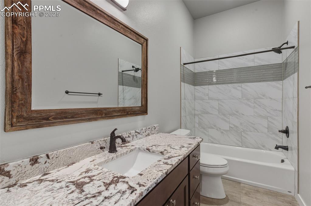 16750 Rabbit Track Trail Colorado Springs, CO 80930 - Photo 24 of 50 Full Bathroom on the Main level.