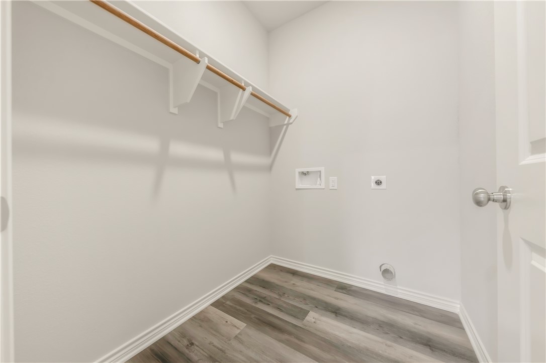 1801 Pin Oak Street Bryan, TX 77803 - Photo 13 of 17 a view of small space